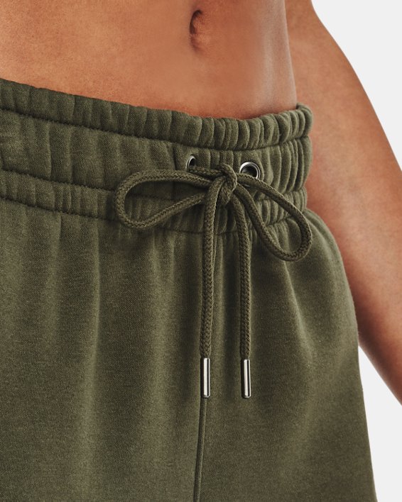 Women's UA Essential Fleece Playback Cargo Pants, Green, pdpMainDesktop image number 3